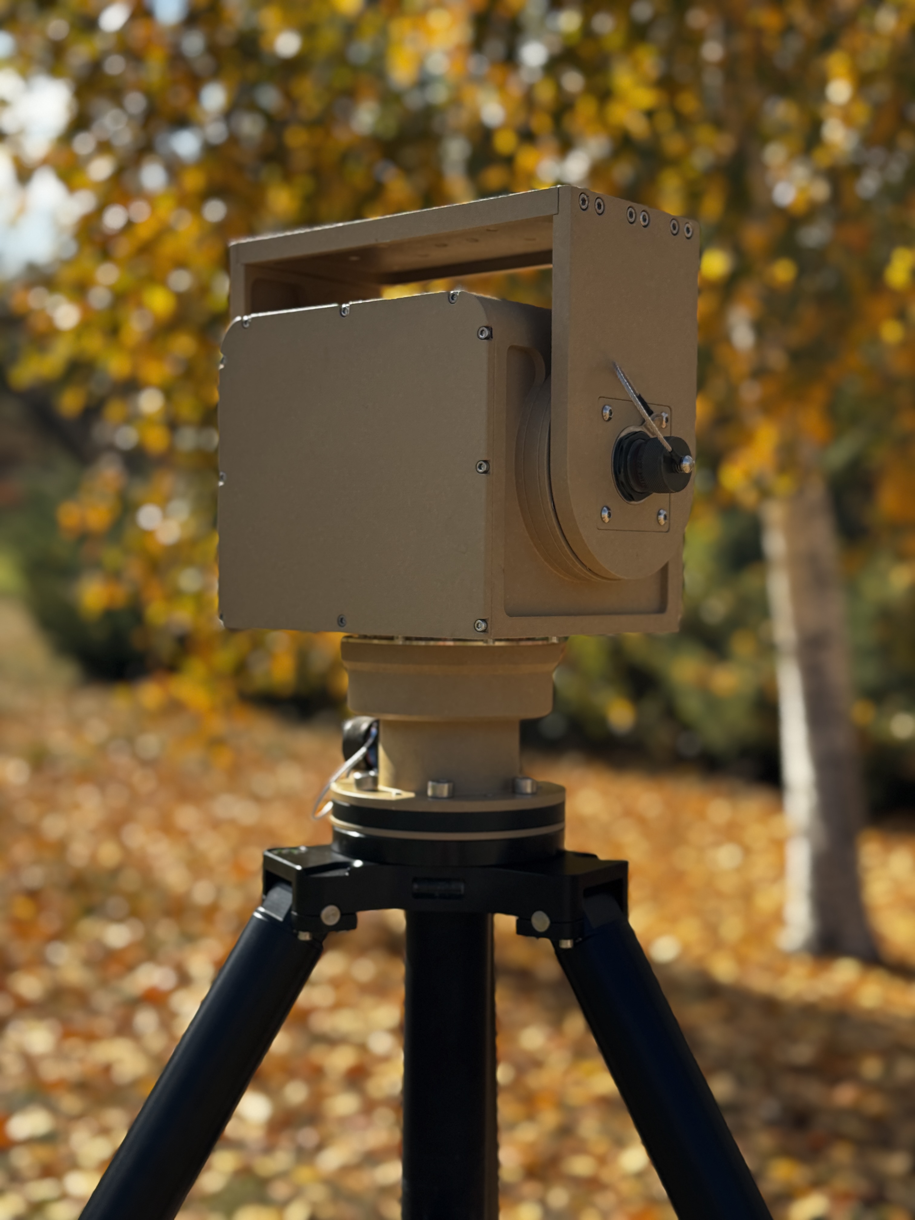 PED08-Compact-Electromechanical-Pan-Tilt-(1)-