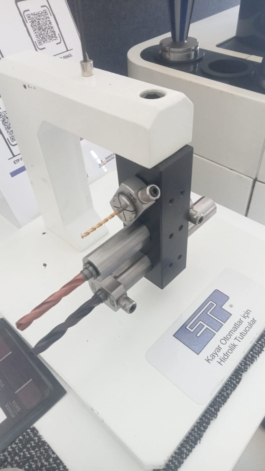 1c5ec791-f302-4f52-946a-43c6492ca574