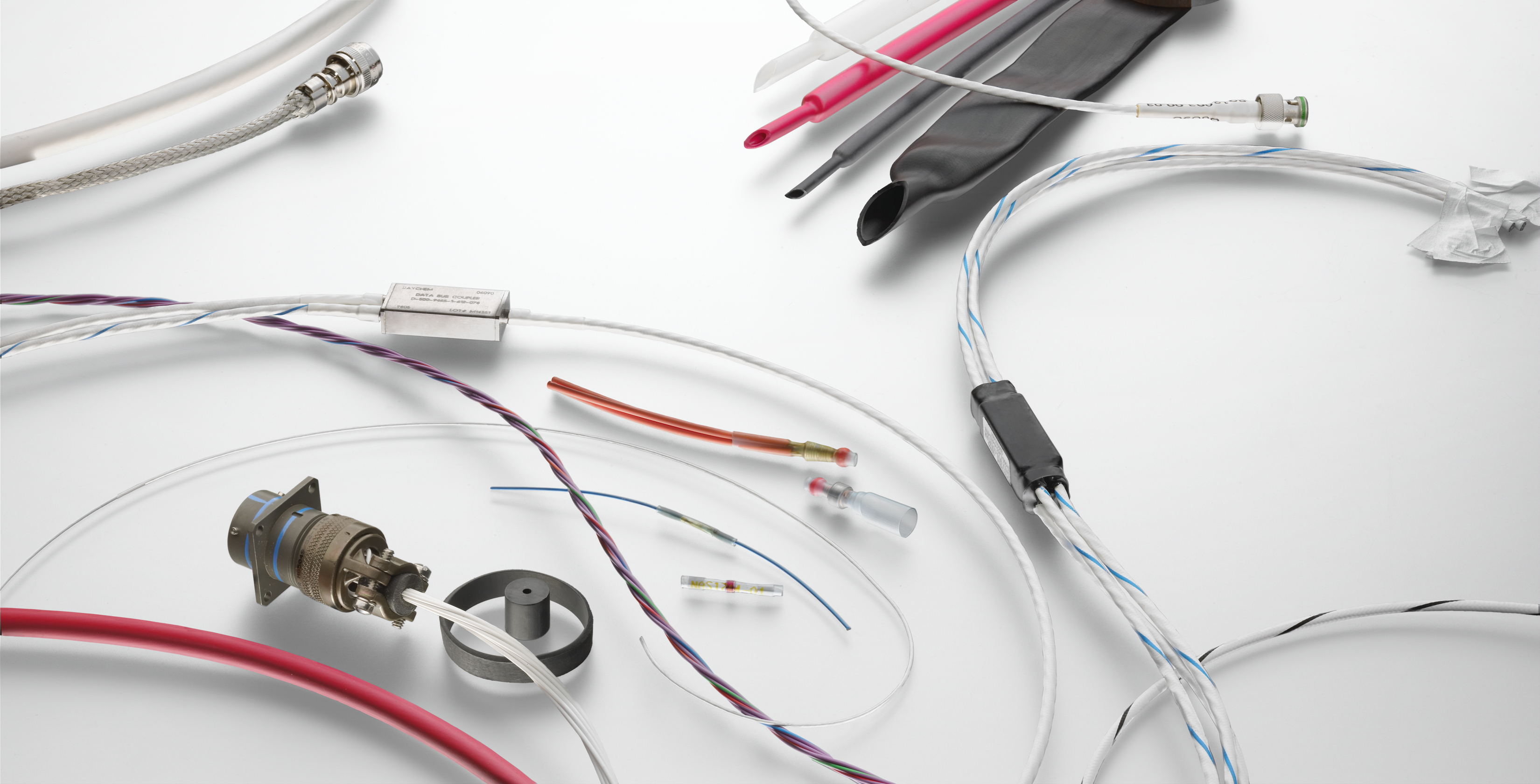 ch_wire_family_1588_300dpi-3300x1680-22c2dfe